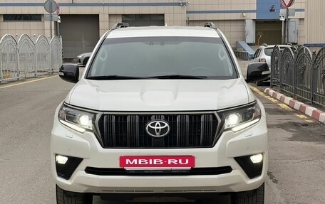 Toyota Land Cruiser Prado 150 рестайлинг 2, 2020 год, 6 700 000 рублей, 5 фотография