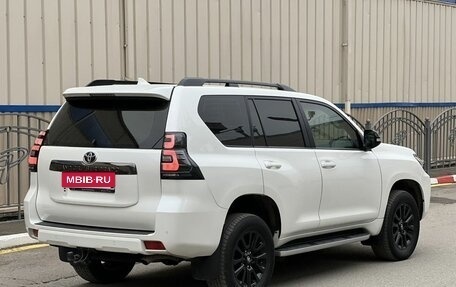Toyota Land Cruiser Prado 150 рестайлинг 2, 2020 год, 6 700 000 рублей, 3 фотография