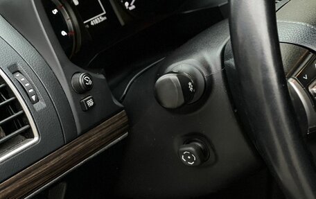 Toyota Land Cruiser Prado 150 рестайлинг 2, 2020 год, 6 700 000 рублей, 13 фотография