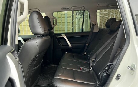 Toyota Land Cruiser Prado 150 рестайлинг 2, 2020 год, 6 700 000 рублей, 21 фотография