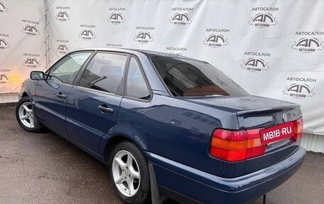 Volkswagen Passat B4, 1994 год, 385 000 рублей, 3 фотография