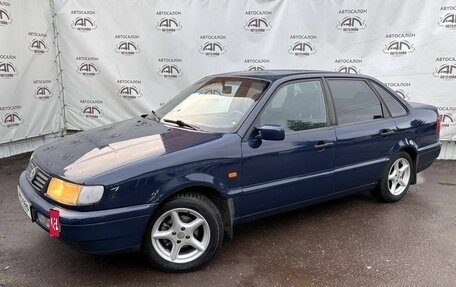 Volkswagen Passat B4, 1994 год, 385 000 рублей, 2 фотография