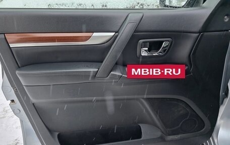 Mitsubishi Pajero IV, 2006 год, 1 199 000 рублей, 18 фотография