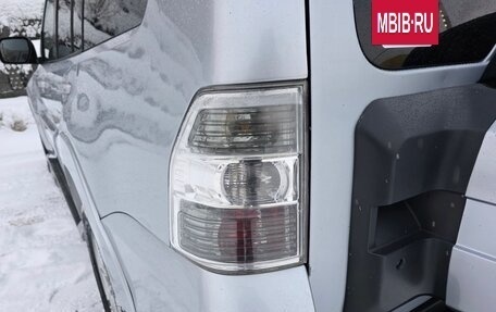 Mitsubishi Pajero IV, 2006 год, 1 199 000 рублей, 16 фотография