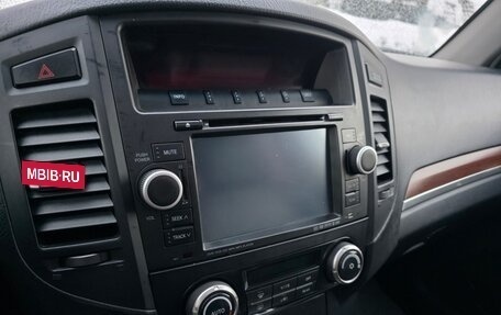 Mitsubishi Pajero IV, 2006 год, 1 199 000 рублей, 25 фотография