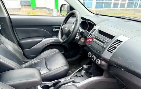 Mitsubishi Outlander III рестайлинг 3, 2007 год, 799 000 рублей, 9 фотография