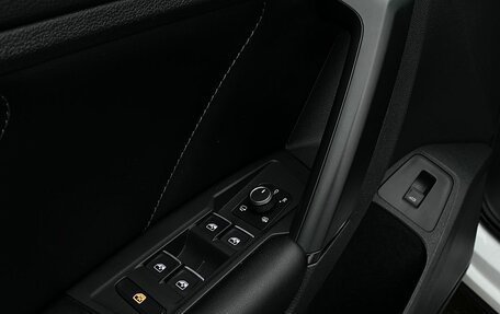 Volkswagen Tiguan II, 2018 год, 3 379 000 рублей, 21 фотография