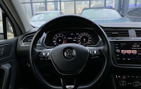 Volkswagen Tiguan II, 2018 год, 3 379 000 рублей, 15 фотография