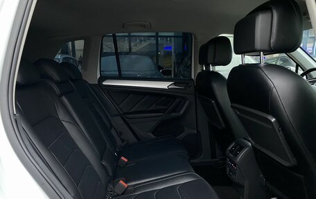 Volkswagen Tiguan II, 2018 год, 3 379 000 рублей, 25 фотография