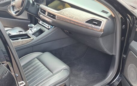 Genesis G90 I рестайлинг, 2019 год, 3 000 000 рублей, 9 фотография