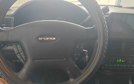 Ford Explorer III, 2003 год, 850 000 рублей, 28 фотография