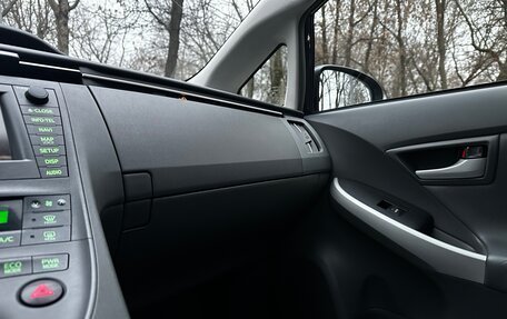 Toyota Prius, 2009 год, 1 300 000 рублей, 24 фотография