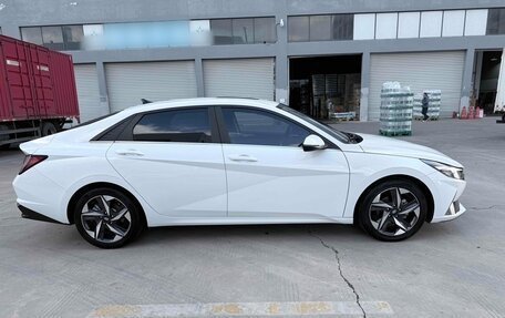 Hyundai Elantra, 2022 год, 1 697 852 рублей, 5 фотография