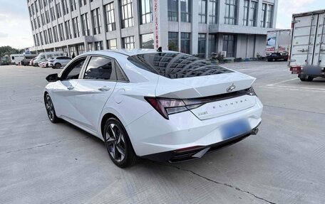 Hyundai Elantra, 2022 год, 1 697 852 рублей, 7 фотография