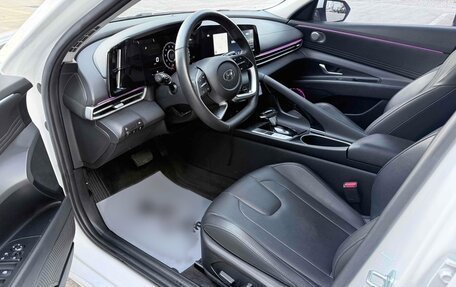 Hyundai Elantra, 2022 год, 1 697 852 рублей, 16 фотография