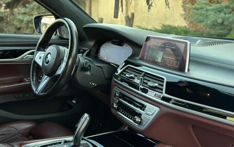 BMW 7 серия, 2019 год, 5 300 000 рублей, 24 фотография