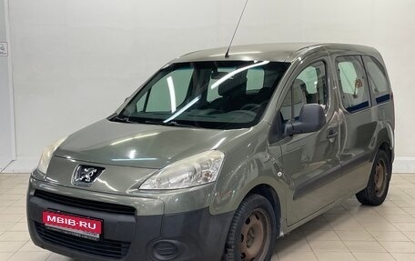 Peugeot Partner II рестайлинг 2, 2012 год, 630 000 рублей, 1 фотография