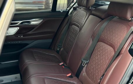 BMW 7 серия, 2019 год, 5 300 000 рублей, 38 фотография