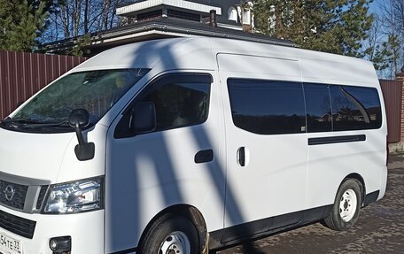 Nissan NV350 Caravan I, 2015 год, 2 500 000 рублей, 5 фотография