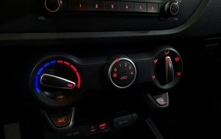 KIA Rio IV, 2020 год, 900 000 рублей, 17 фотография