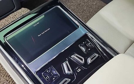 Audi A8, 2023 год, 11 070 000 рублей, 14 фотография