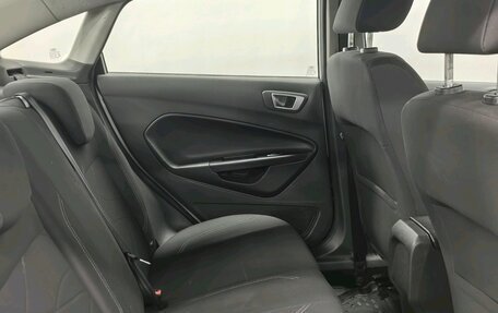 Ford Fiesta, 2016 год, 650 000 рублей, 18 фотография