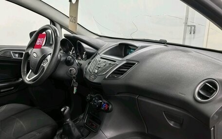 Ford Fiesta, 2016 год, 650 000 рублей, 20 фотография