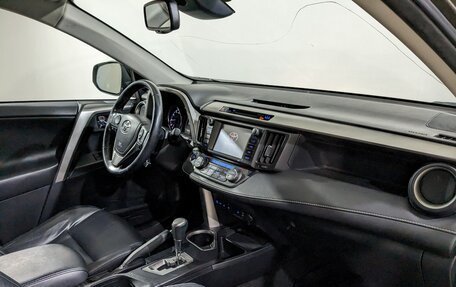 Toyota RAV4, 2016 год, 2 650 000 рублей, 16 фотография