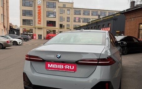 BMW 5 серия, 2023 год, 8 490 000 рублей, 2 фотография