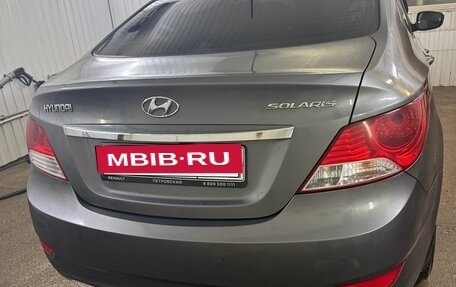 Hyundai Solaris II рестайлинг, 2011 год, 1 000 000 рублей, 14 фотография