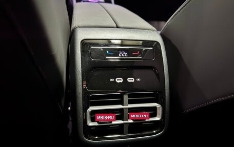 Volkswagen Tiguan, 2025 год, 4 800 000 рублей, 23 фотография