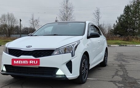 KIA Rio IV, 2020 год, 1 350 000 рублей, 4 фотография