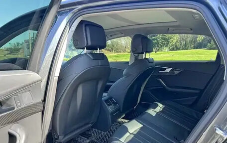 Audi A4, 2022 год, 2 027 000 рублей, 13 фотография