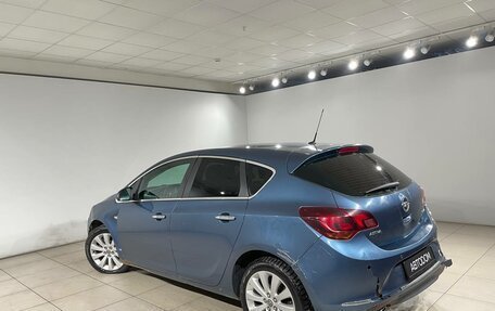 Opel Astra J, 2013 год, 470 000 рублей, 3 фотография