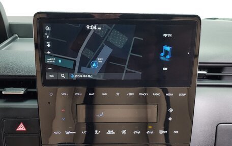 Hyundai Staria, 2025 год, 5 990 000 рублей, 8 фотография