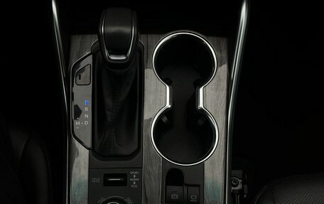 Toyota Highlander, 2021 год, 5 190 000 рублей, 24 фотография