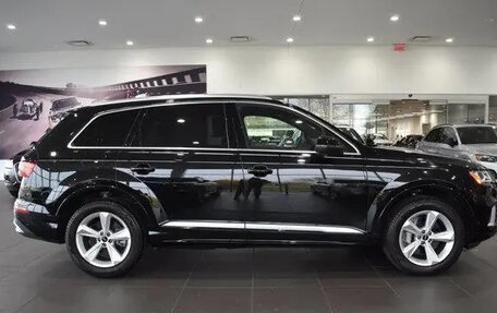 Audi Q7, 2022 год, 5 850 000 рублей, 2 фотография