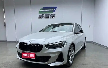 BMW 1 серия, 2021 год, 1 727 000 рублей, 1 фотография