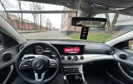 Mercedes-Benz E-Класс, 2019 год, 1 800 000 рублей, 2 фотография