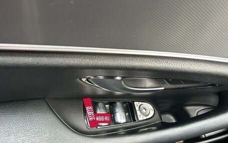 Mercedes-Benz E-Класс, 2019 год, 1 800 000 рублей, 3 фотография