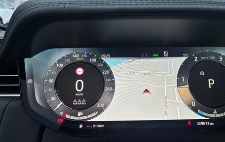 Land Rover Range Rover IV рестайлинг, 2025 год, 22 000 000 рублей, 4 фотография