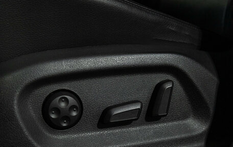 Volkswagen Tiguan I, 2010 год, 899 777 рублей, 15 фотография