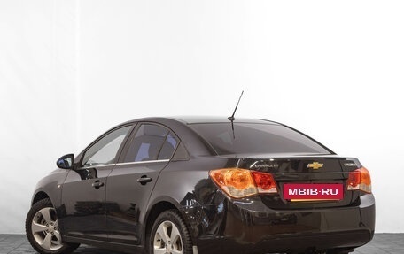 Chevrolet Cruze II, 2010 год, 739 000 рублей, 7 фотография