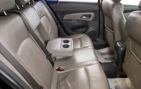 Chevrolet Cruze II, 2010 год, 739 000 рублей, 24 фотография