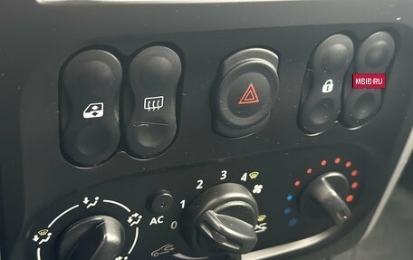 Nissan Almera, 2013 год, 750 000 рублей, 15 фотография