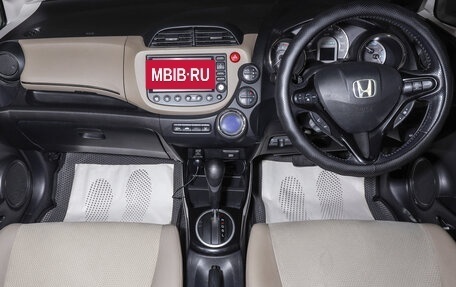 Honda Fit Shuttle I рестайлинг, 2012 год, 999 000 рублей, 15 фотография