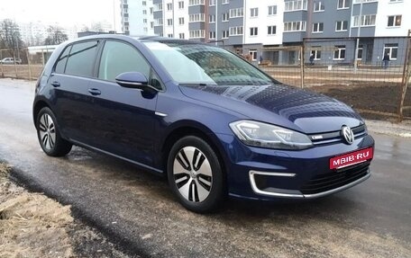 Volkswagen Golf VII, 2017 год, 1 899 999 рублей, 2 фотография