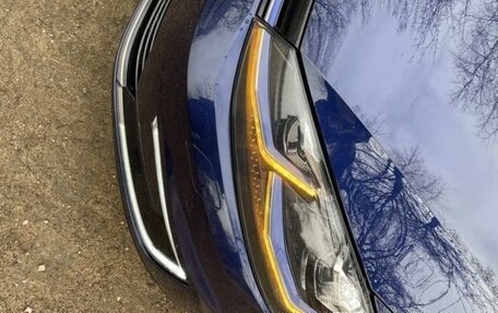 Volkswagen Golf VII, 2017 год, 1 899 999 рублей, 18 фотография