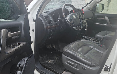 Toyota Land Cruiser 200, 2010 год, 2 900 000 рублей, 11 фотография