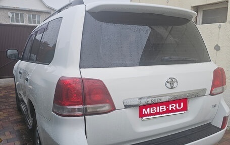 Toyota Land Cruiser 200, 2010 год, 2 900 000 рублей, 4 фотография